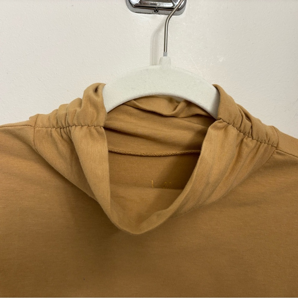Belle by Kim Gravel turtleneck/mock neck pullover - Picture 2 of 9